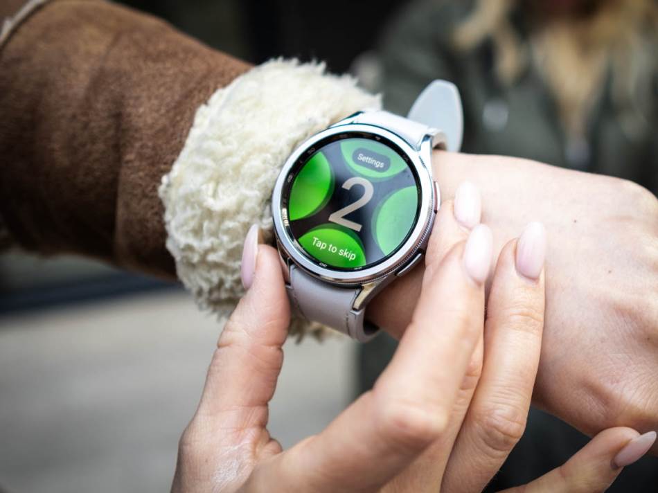 Samsung Galaxy Watch6 Classic _ pametni sat _ Foto Stefan Stojanović (5).jpg