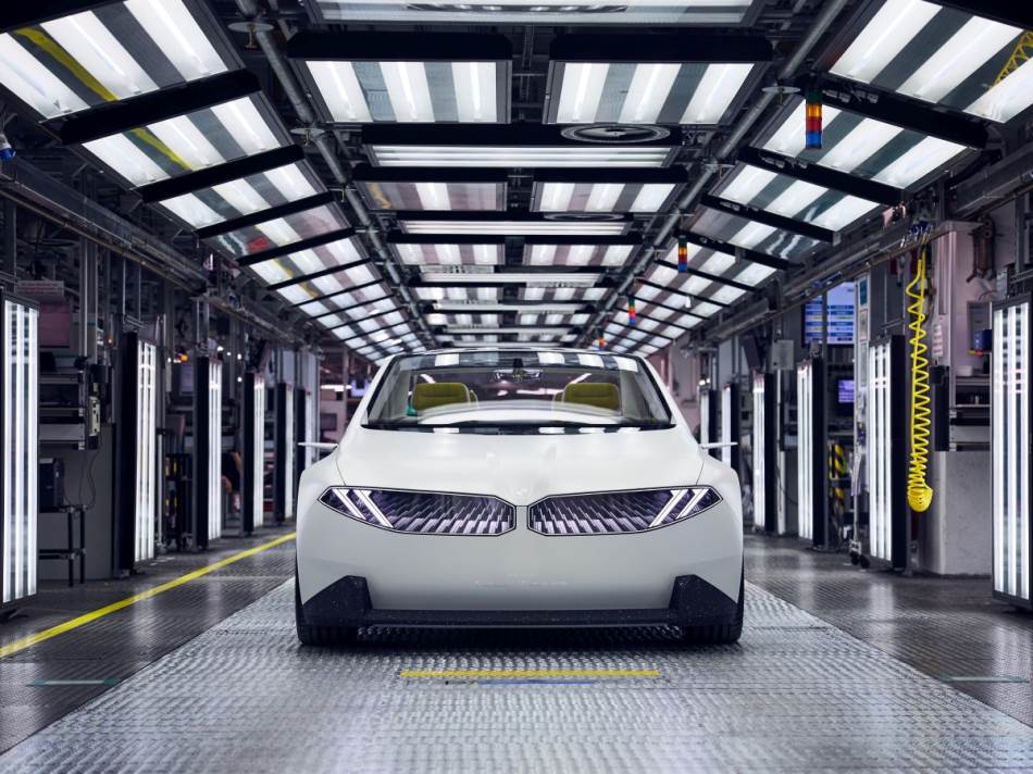 BMW Neue Klasse _ fabrika Minhen _ Foto BMW.jpg