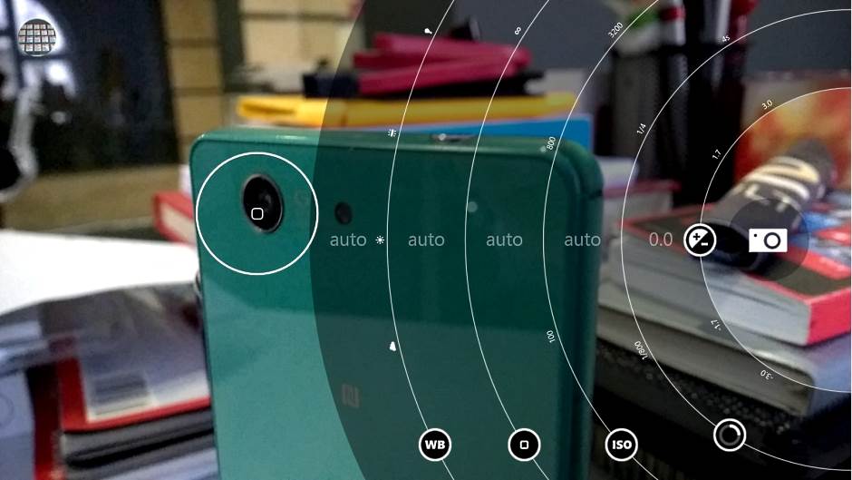 Nokia bez Carl Zeiss i PureView kamere