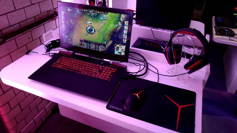 Lenovo Ideacentre Y900, Lenovo Ideacentre Y700, Lenovo Ideapad Y700 cene, specifikacije, slike, opis