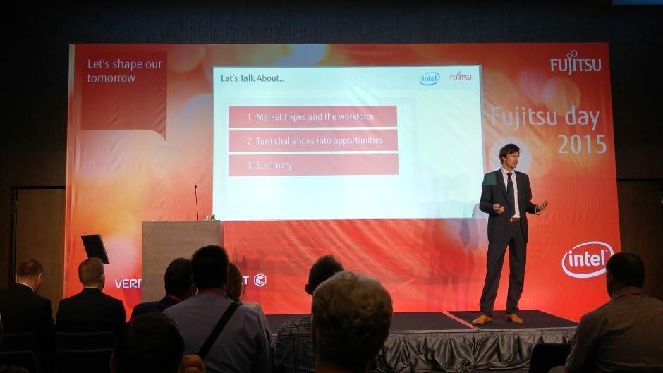 Radno mesto i kancelarija buducnosti na Fujitsu Day 2015 u Beogradu