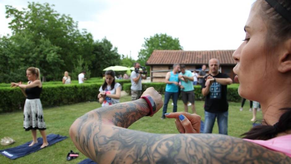 Samsung Gear Fit2 cena, prodaja, kupovina, specifikacije, informacije, opis, slike, video, info