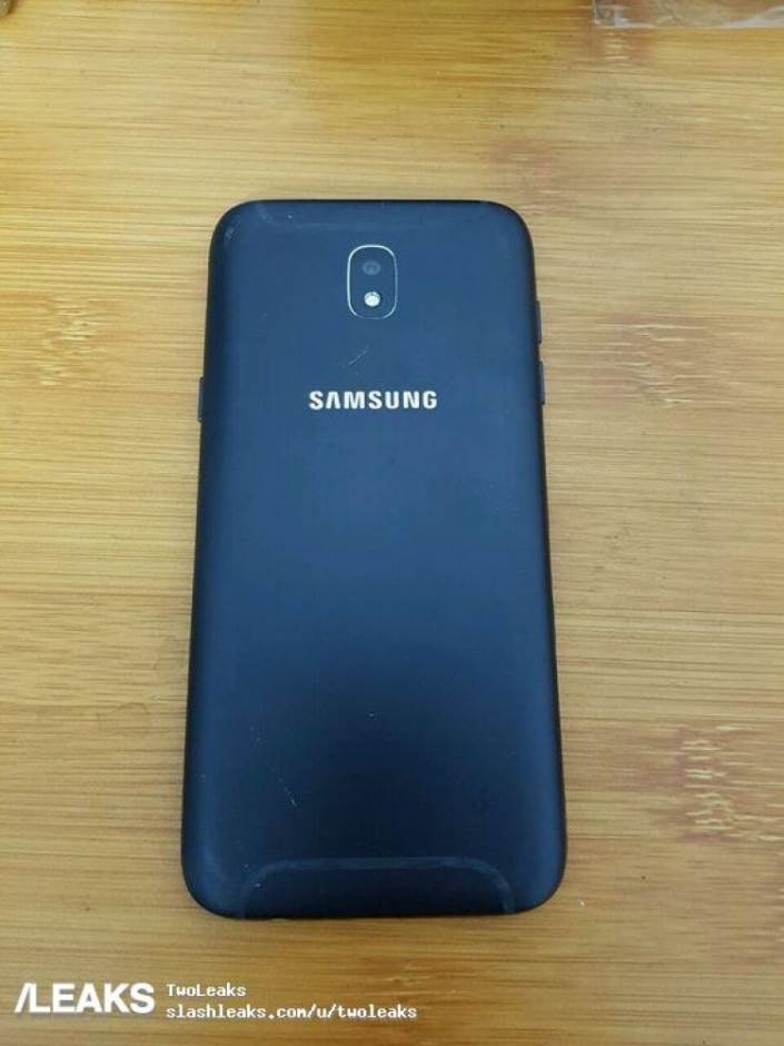 Samsung Galaxy J5 telefon srednje klase uskoro u prodaji foto