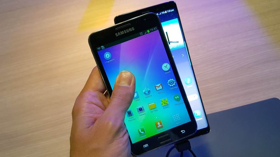 Samsung Galaxy Note 8 i Samsung Galaxy Note uporedne karakteristike, slike, video