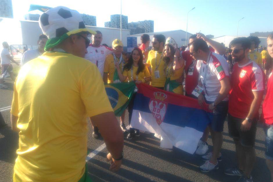 Srbija Brazil navijaci Huawei P20 #VidiViše Moskva Rusija 2018