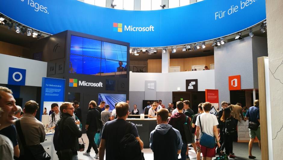 Microsoft IFA 2016 Berlin Continuum test