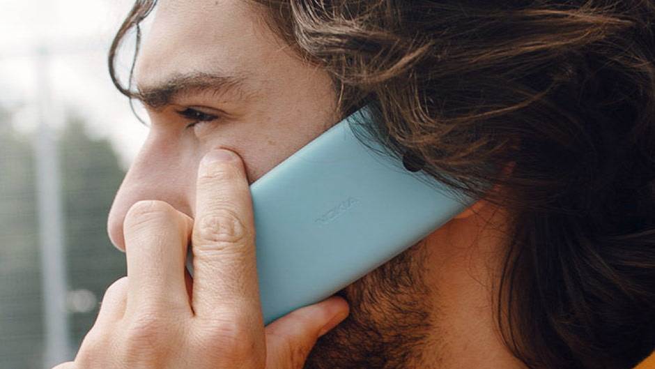 Nokia 220 4G cena u Srbiji, prodaja, kupovina, Nokia 220 4G najjeftiniji obican 4G telefon