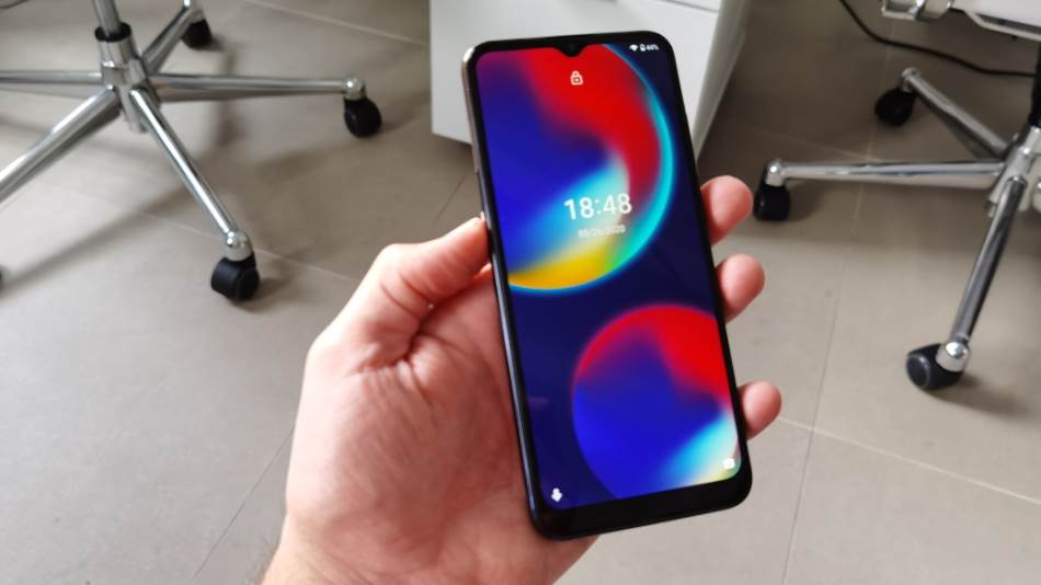 Wiko View4 cena 140 evra, Wiko View4 kakav je telefon, Wiko View4 kupovina, prodaja, utisci, View4 c