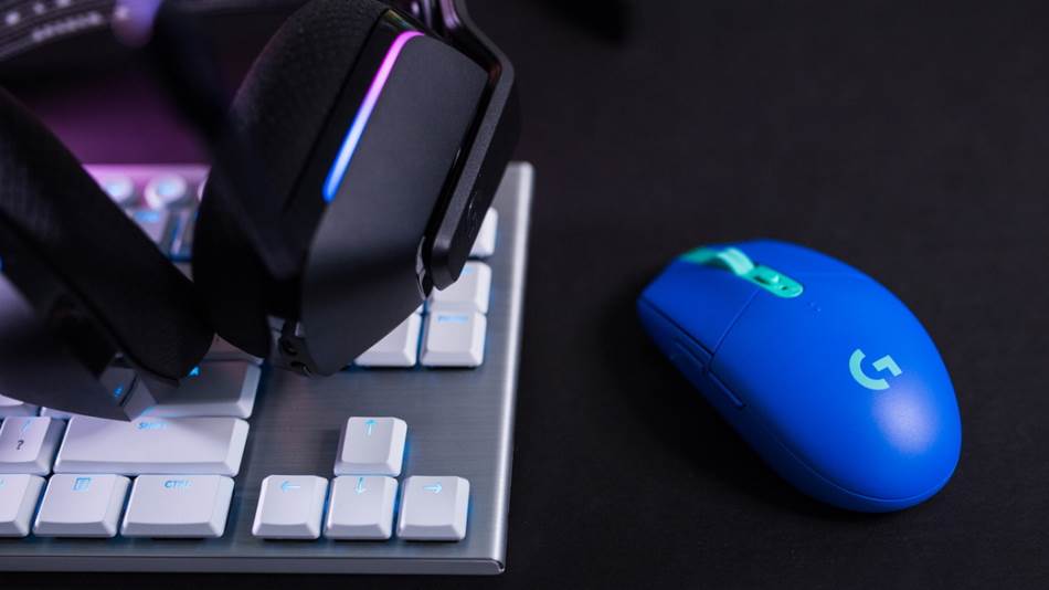 Logitech G-Series Color gaming kolekcija cene, Logitech G-Series Color bežicne slušalice foto video