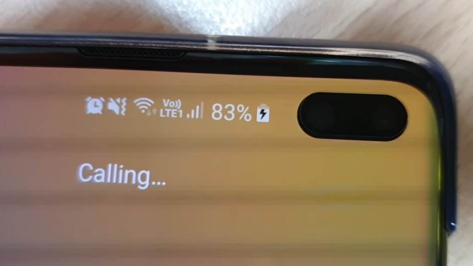 Trepcuce svetlo ekran telefona šta to znaci, Ekran trepce lampica beli piksel cemu služi