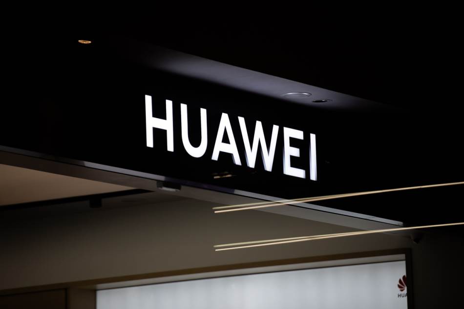 izgradnja 5g mreže huawei protiv donalda trampa amerika i kinezi