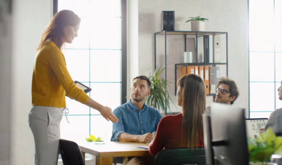 Prate zaposlene i znaju kada će da daju otkaz