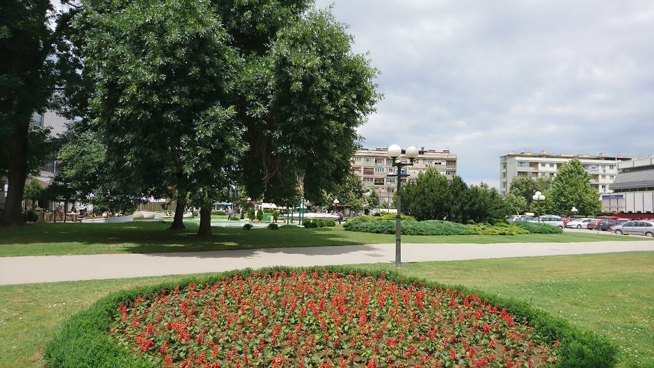 Sony Xperia X recenzija