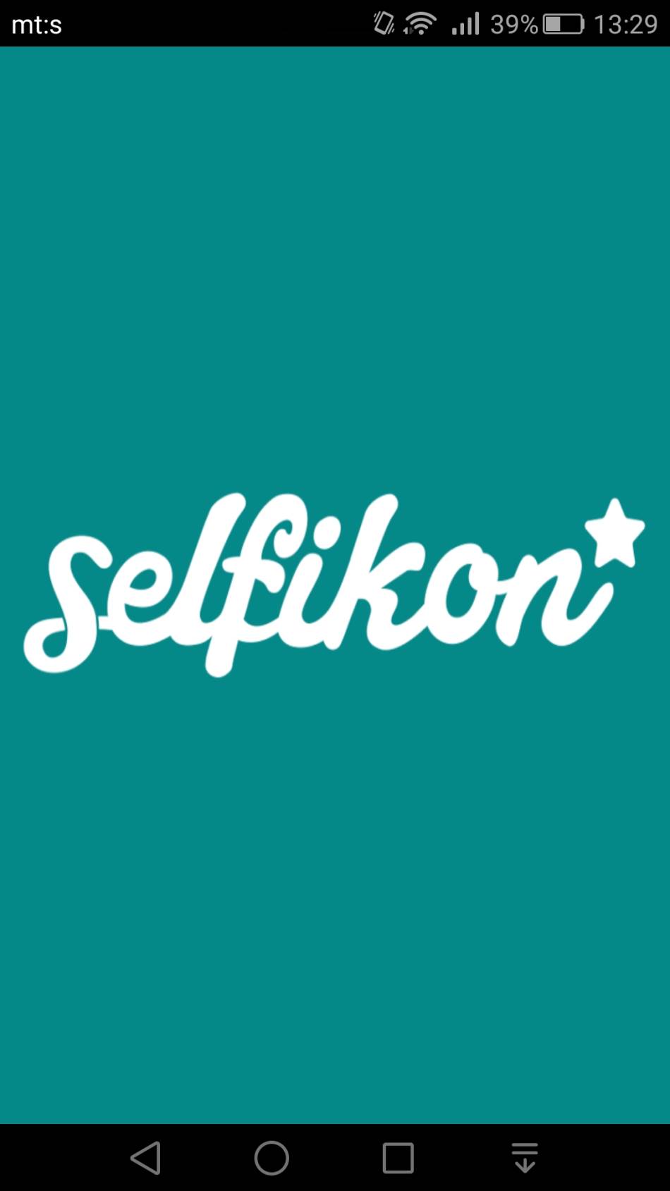 Selfikon aplikacija za savršen selfi