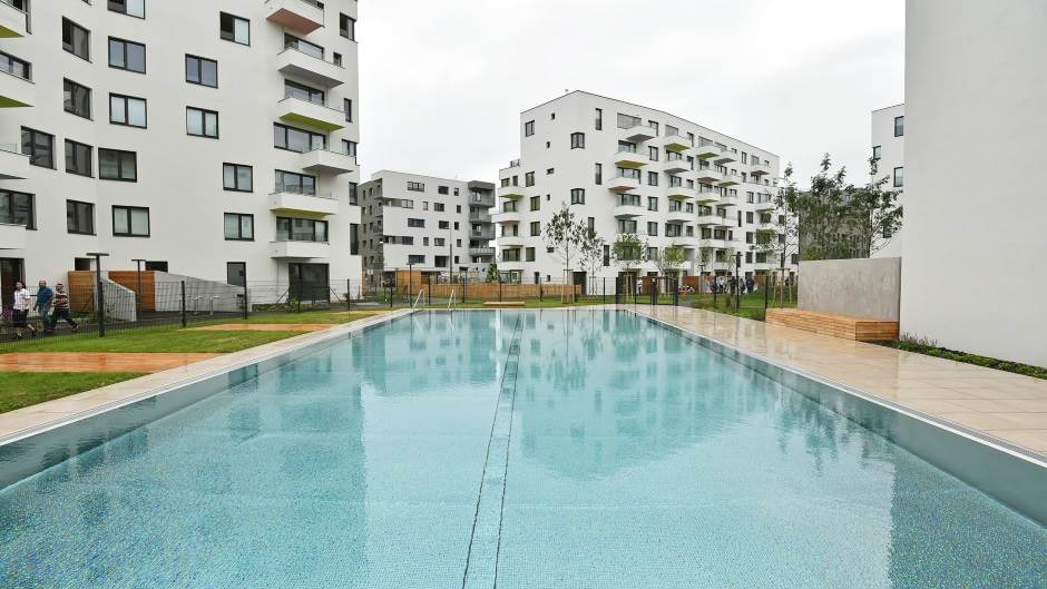 Bec aplikacija štedi struju Smart Home Control