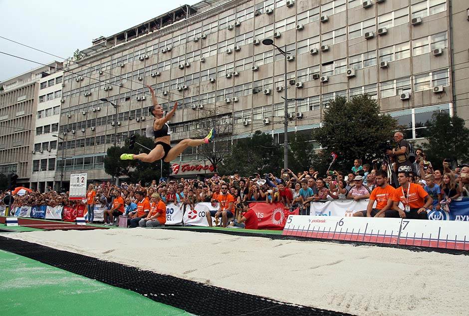 Ivana "preko Terazija" do državnog rekorda! VIDEO