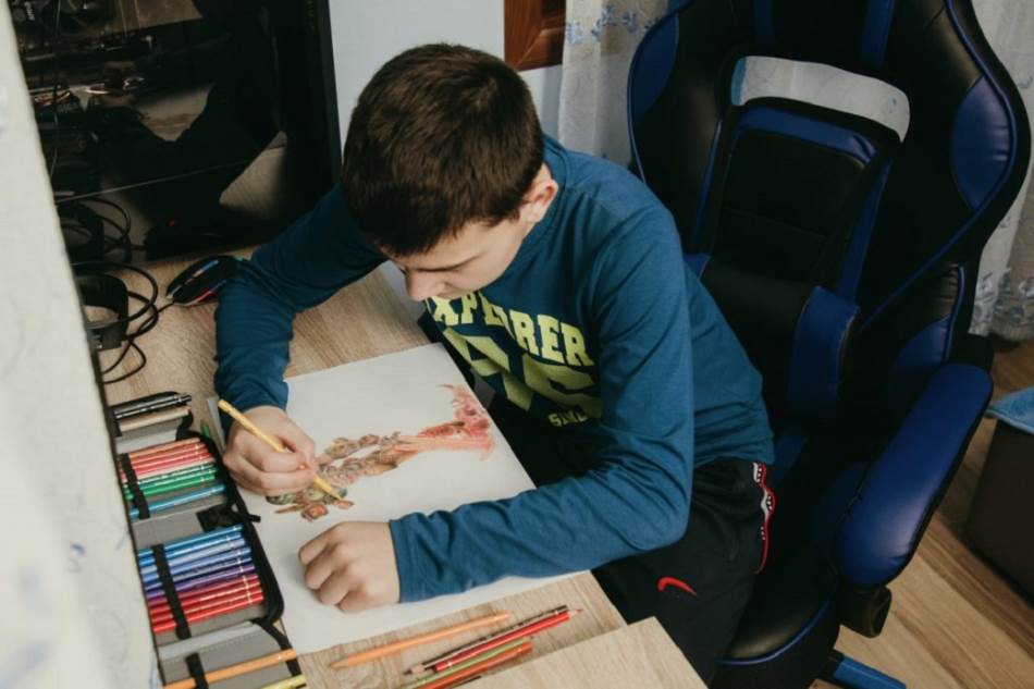 filip filipovic decak programer napravio igricu ljubovija