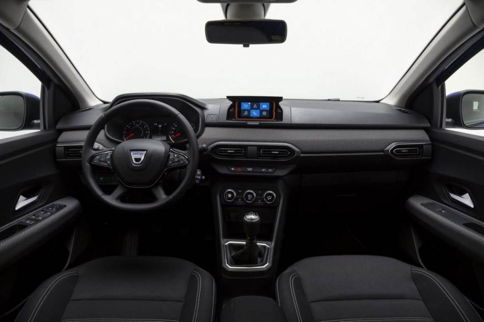 dacia sandero pametni telefoni multimedijalni sistem automobili komandna tabla