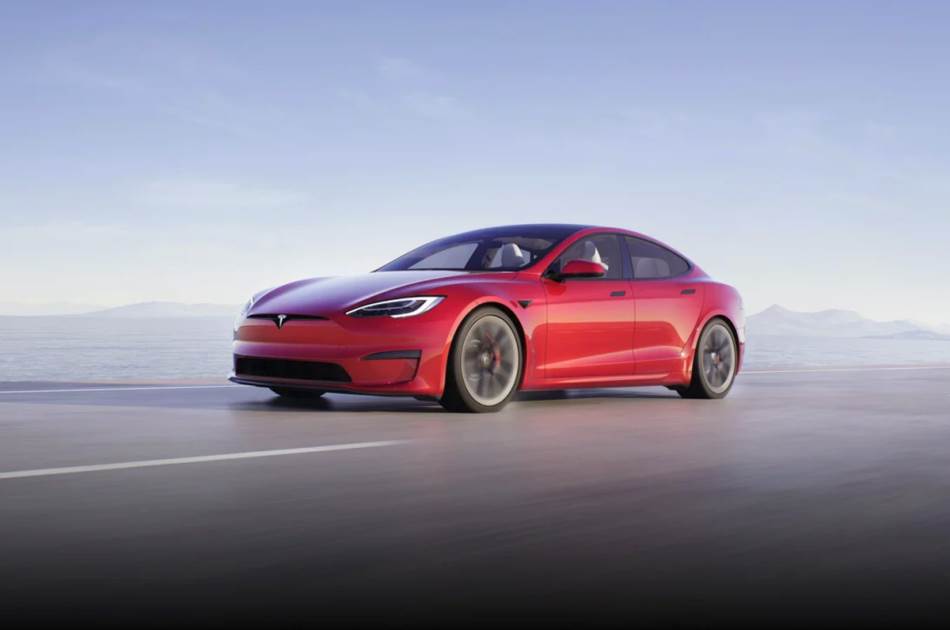 Tesla Model S Plaid - 1.jpg