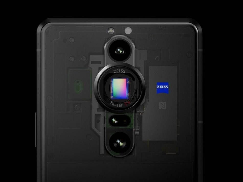 Sony Xperia Pro-I 6