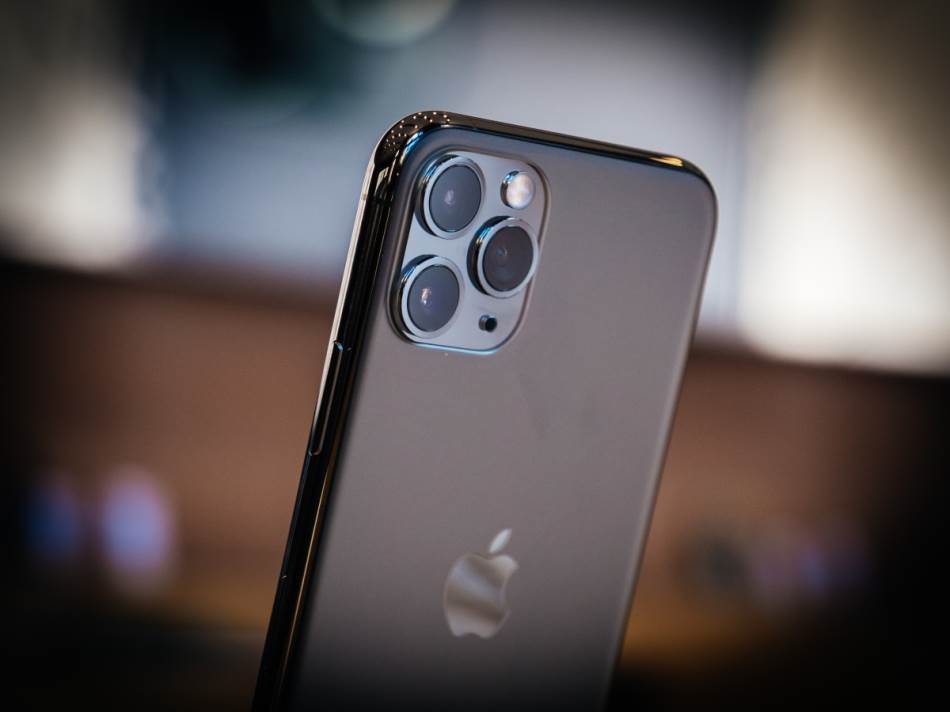 iPhone 13 Pro zadnja stranja