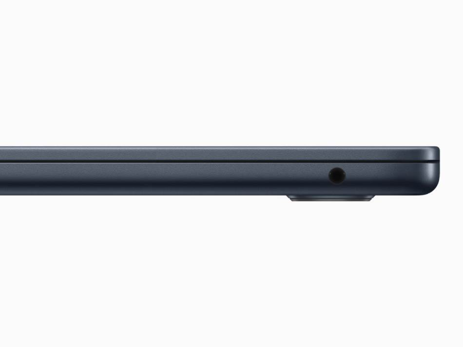 MacBook Air M2 čip 4.jpg