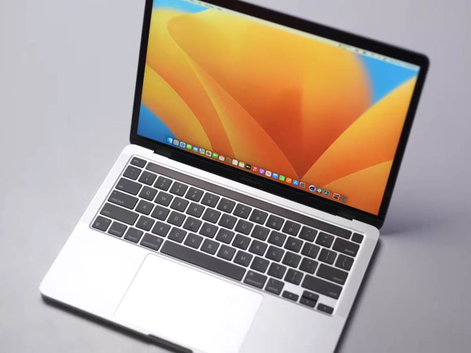 M2 MacBook Pro ima duplo sporiji SSD od M1