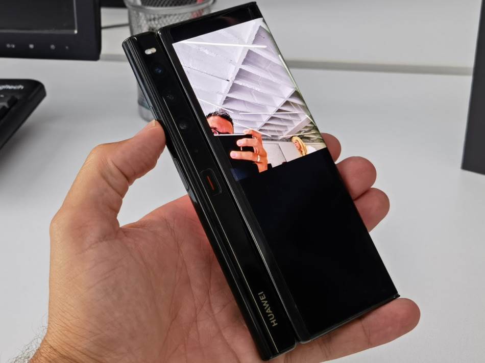 Huawei Mate Xs 2 kamera pozadi