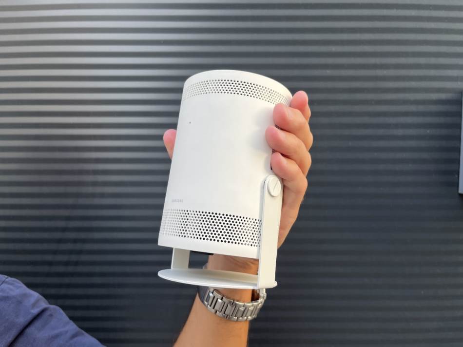 Samsung The Freestyle 8.JPG