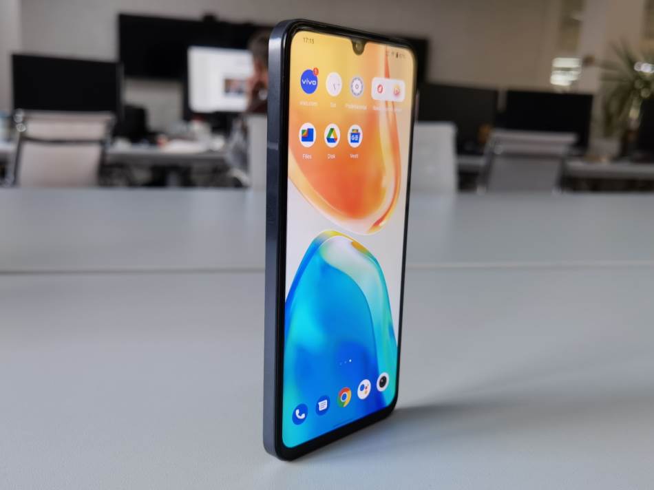 vivo X80 Lite mobilni telefon i vivo TWS Air Bluetooth slušalice (10).jpg