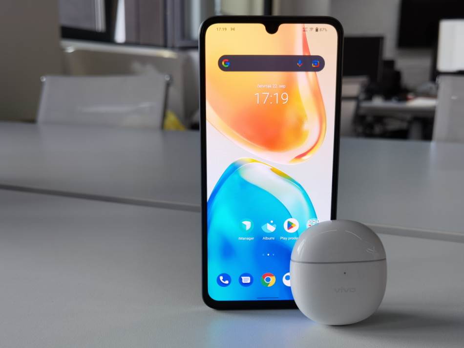 vivo X80 Lite mobilni telefon i vivo TWS Air Bluetooth slušalice (40).jpg