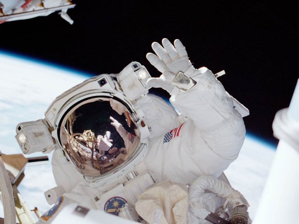 Žena iz Japana platila astronautu 30000 evra da se vrati na Zemlju prevara