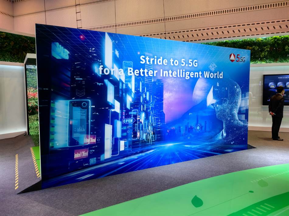 Huawei MBBF 2022 Bangkok Tajland (45).jpg