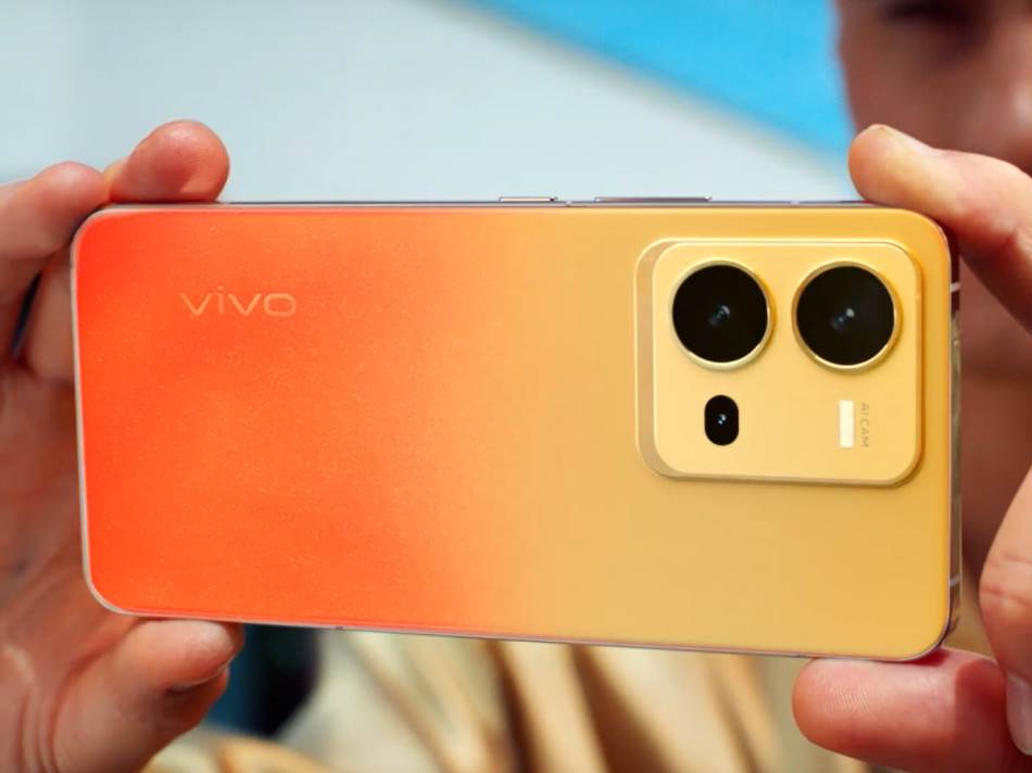 vivo X80 Lite menja boju kućišta 2.jpg