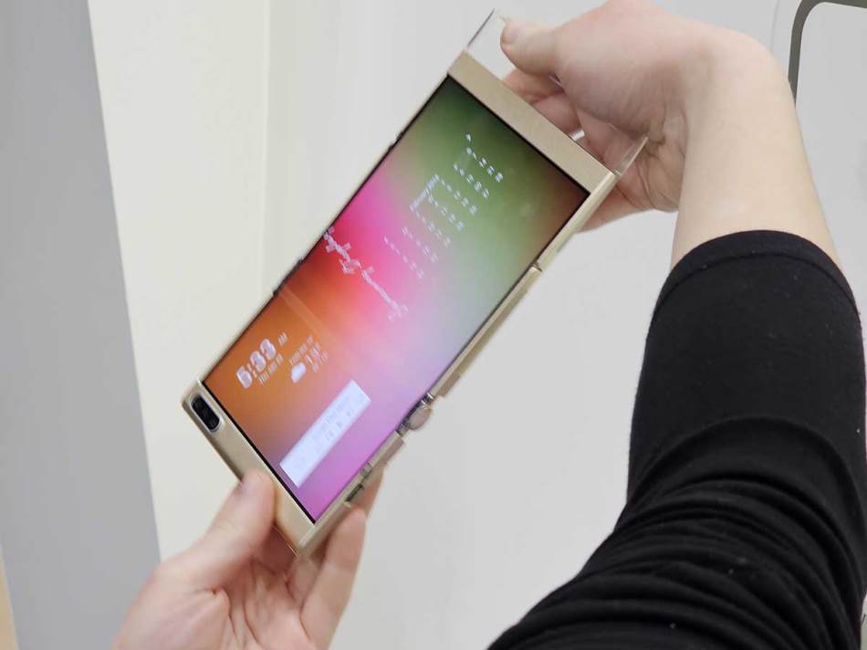 Samsung i LG razvijaju svetlije i efikasnije OLED ekrane