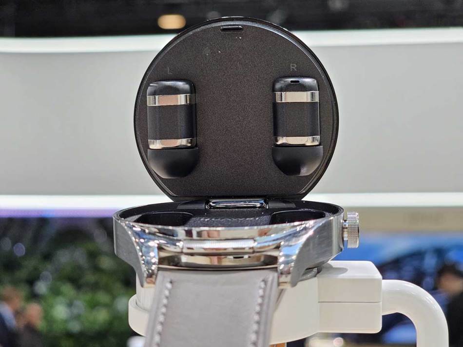 Huawei Watch Buds 5.jpg