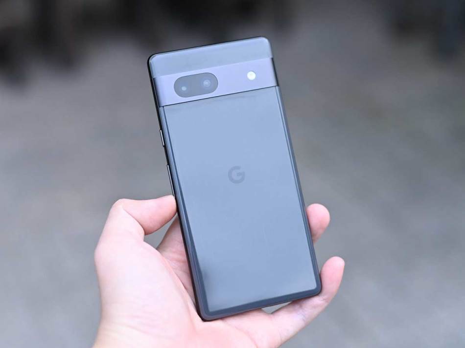 Procurile detaljne slike Google Pixel 7a telefona
