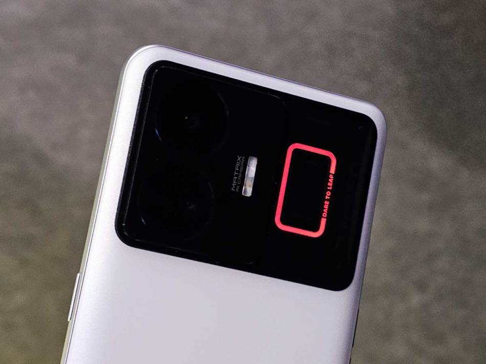 realme GT3 svetleći okvir