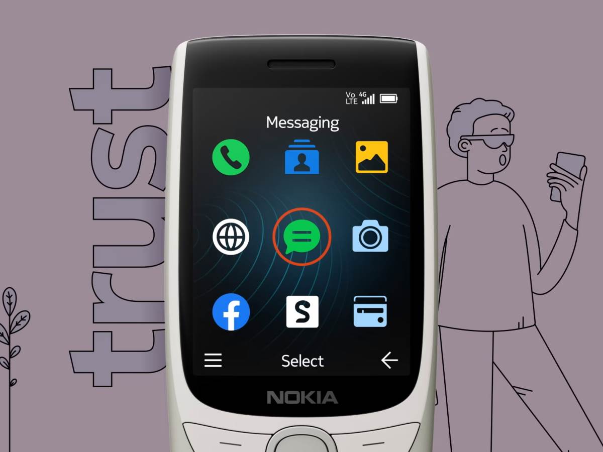 Nokia_8210_4G 3.jpg