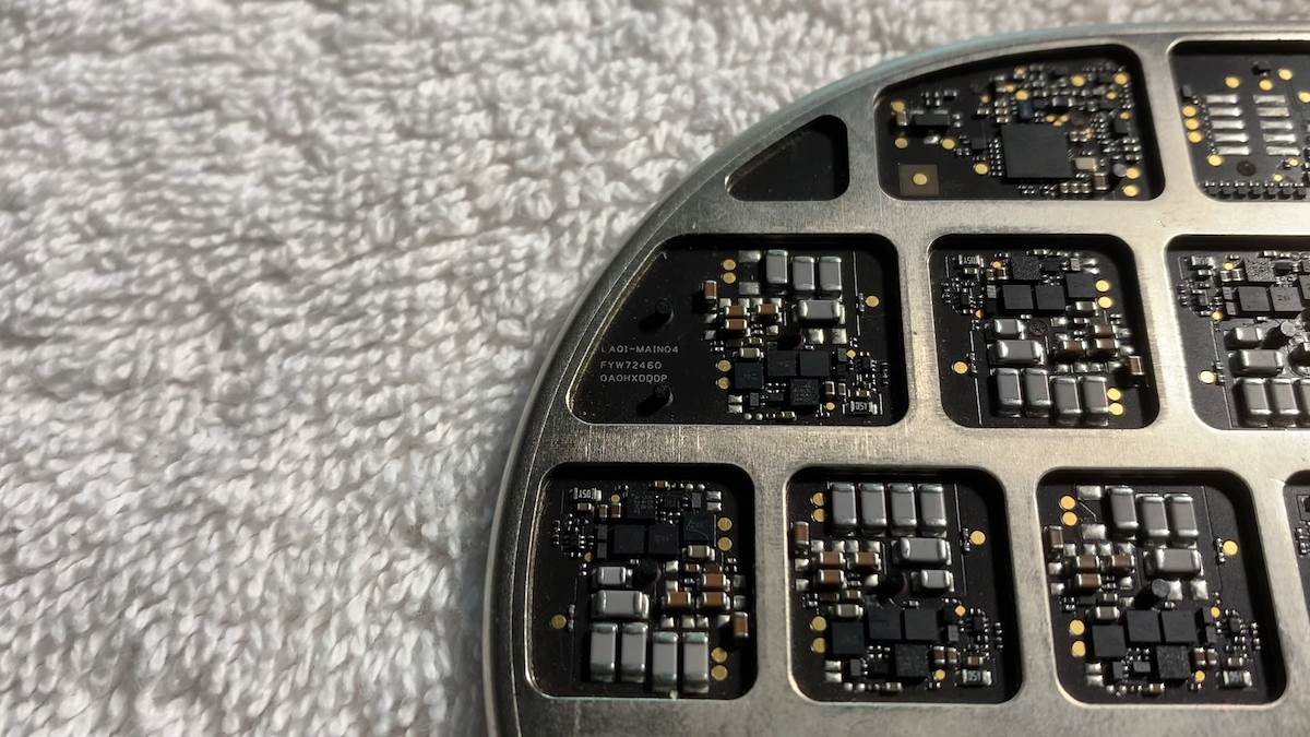 Apple AirPower Prototype - Now Working! 4-36 screenshot.png