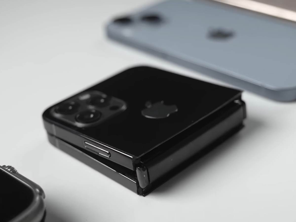 iPhone folding phone [KJMX] review iPhoneV 300 Days 16-19 screenshot.jpg