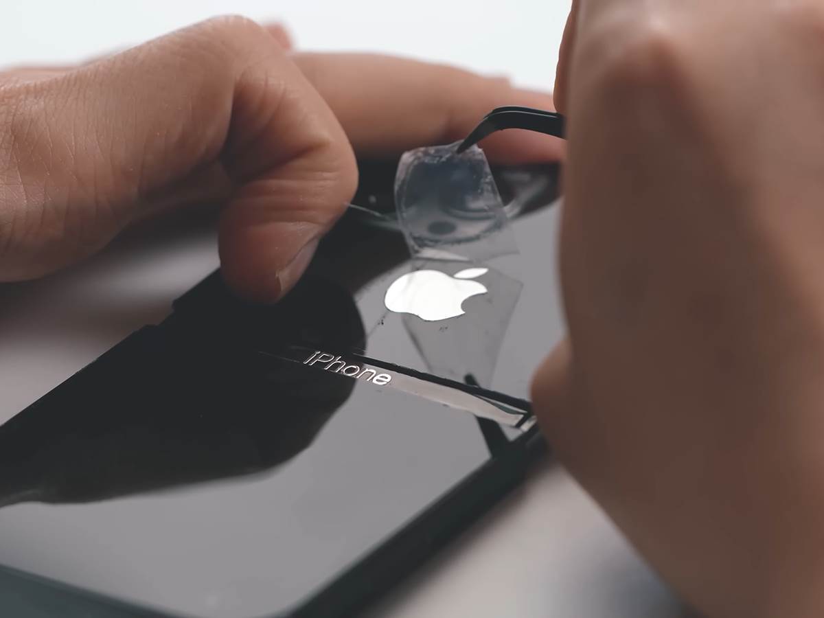 iPhone folding phone [KJMX] review iPhoneV 300 Days 12-5 screenshot.png