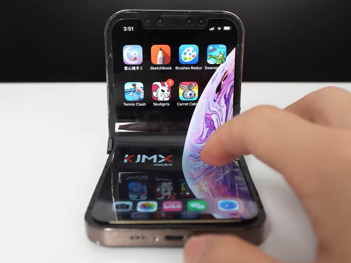 iPhone folding phone [KJMX] review iPhoneV 300 Days 16-49 screenshot.png