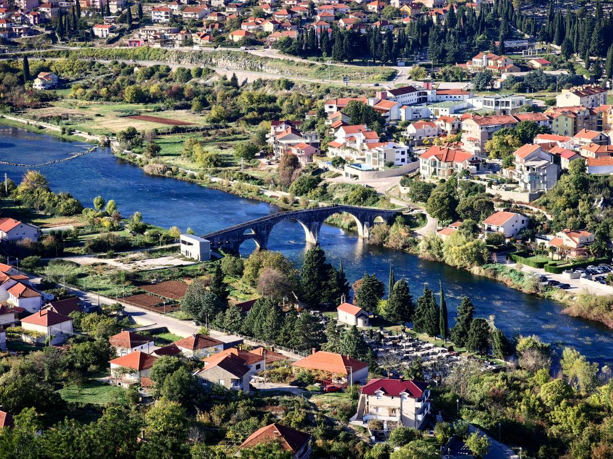 Huawei Mate50 Bosna 3.jpg