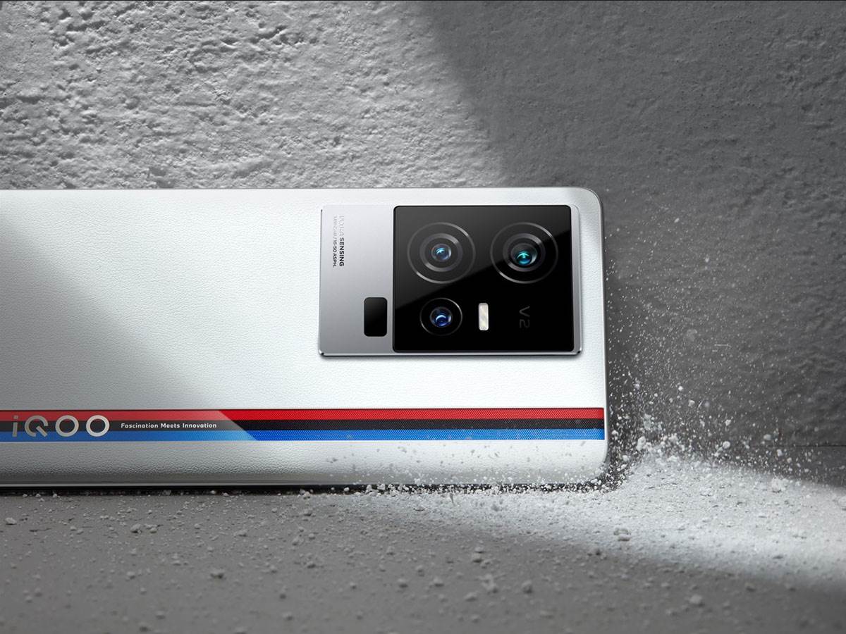 iQOO 11.jpg