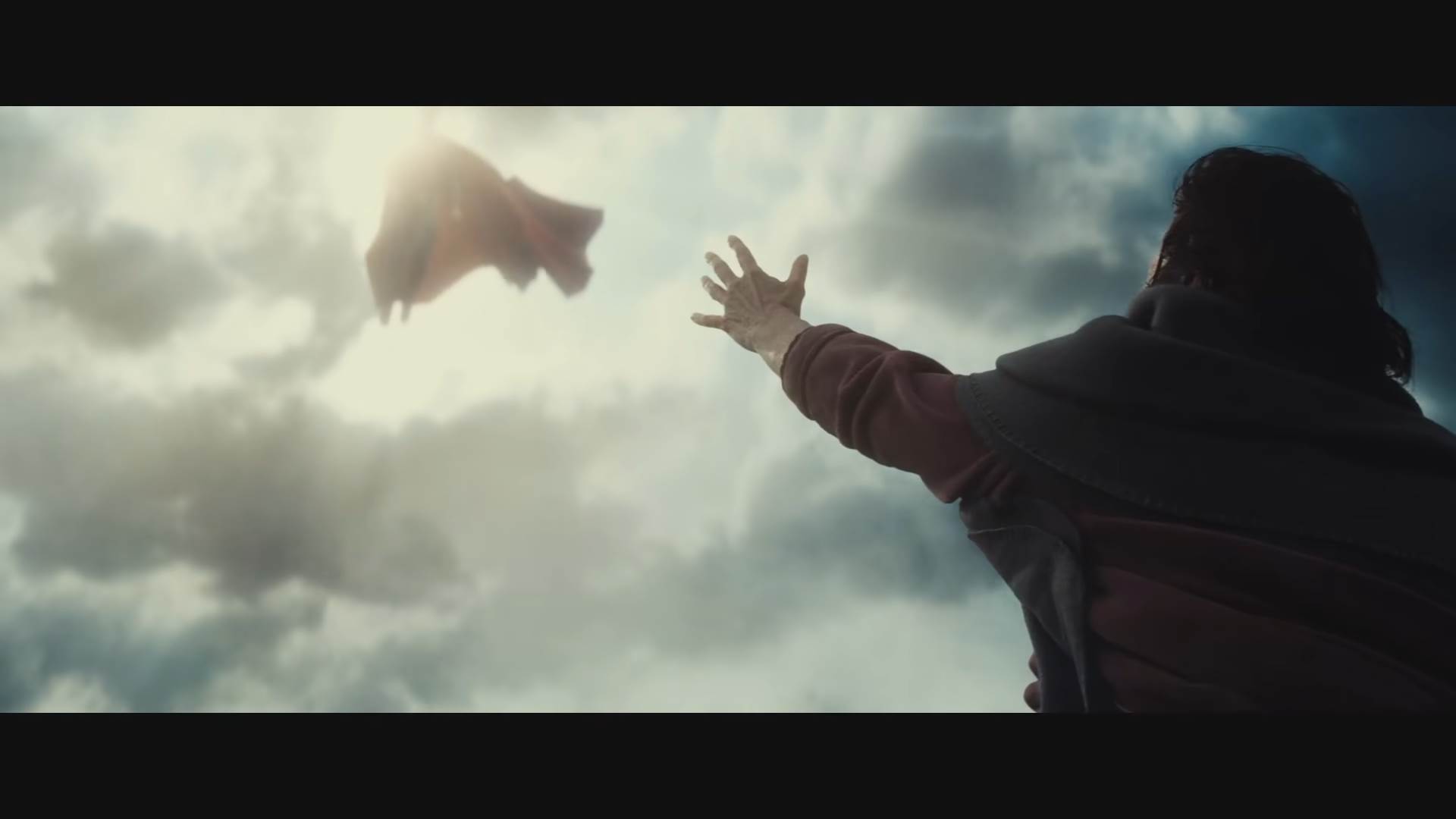 Batman v Superman_ Dawn of Justice - Comic-Con Trailer [HD] 1-28 screenshot.png