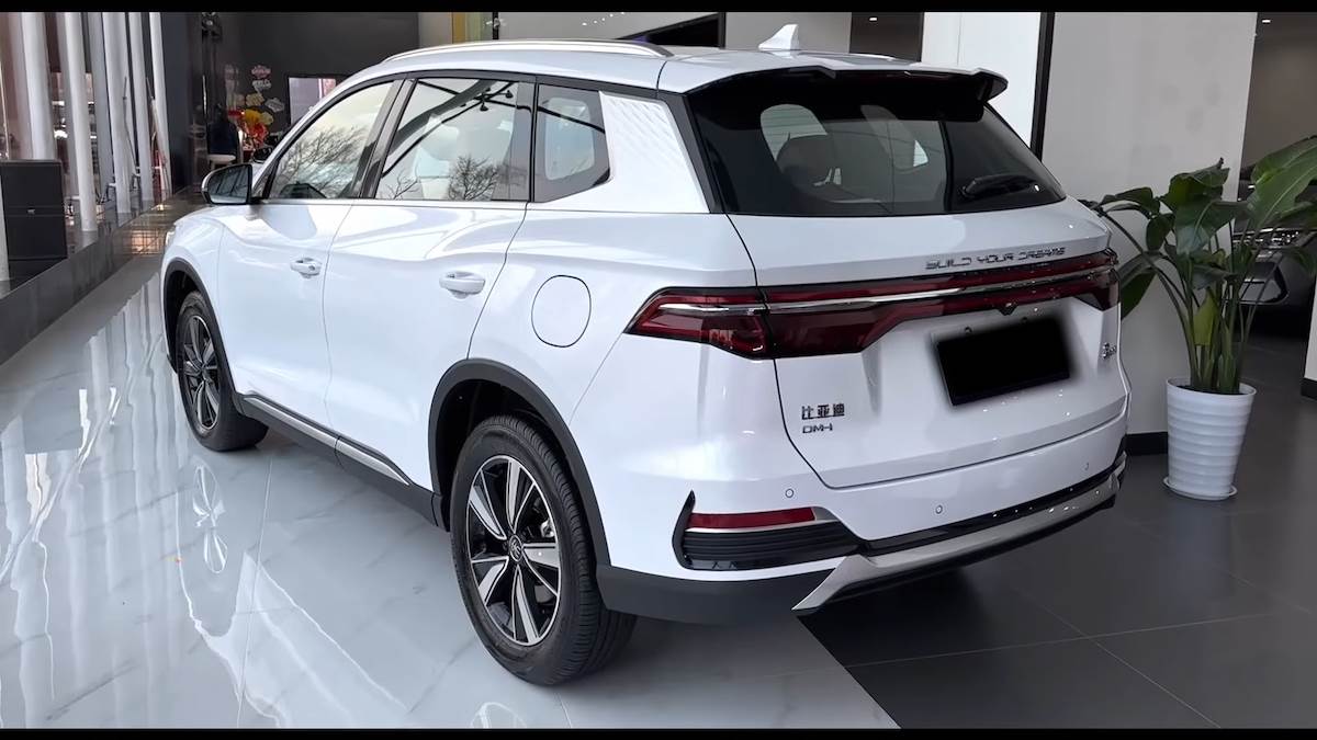 2022 BYD Song Pro DM-i in-depth Walkaround 3-22 screenshot.png