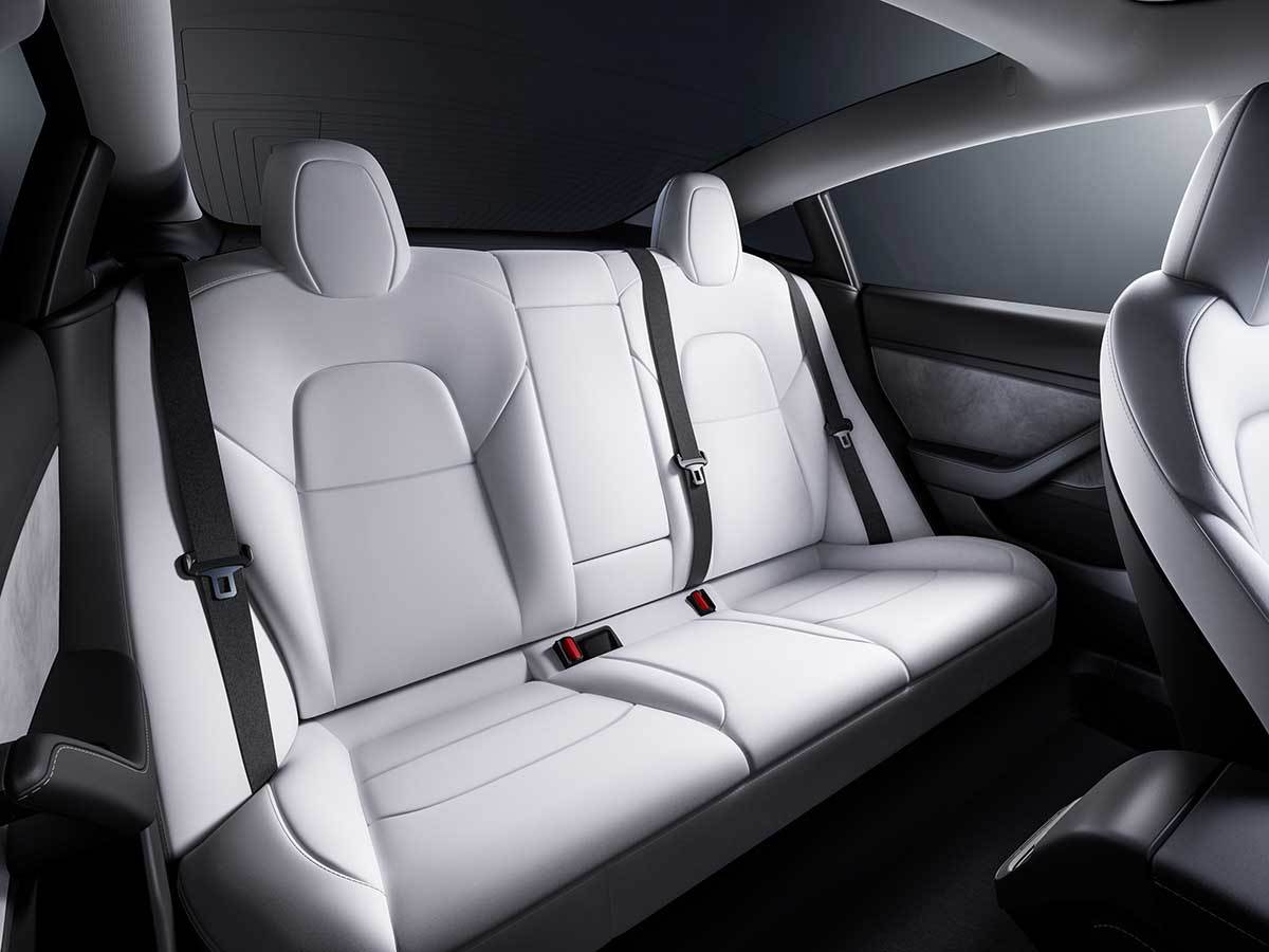 Tesla Model 3 14.jpg