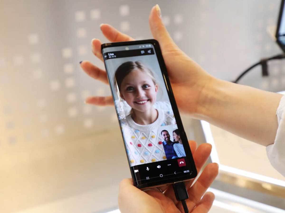 Samsung Flex In and Out 3.jpg