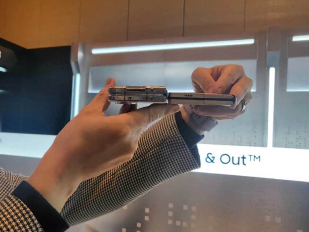 Samsung Flex In and Out 1.jpg